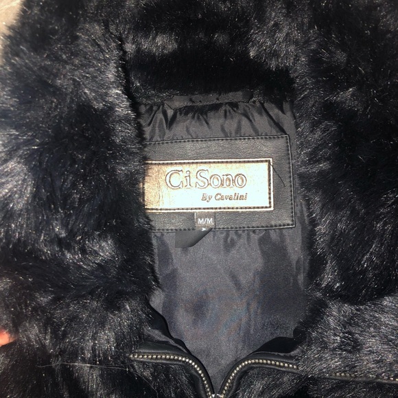 Black Faux Fur Vest - Picture 8 of 8